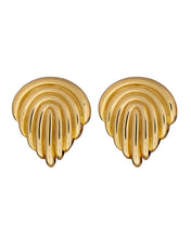 Gold Vintage Ridge Earrings