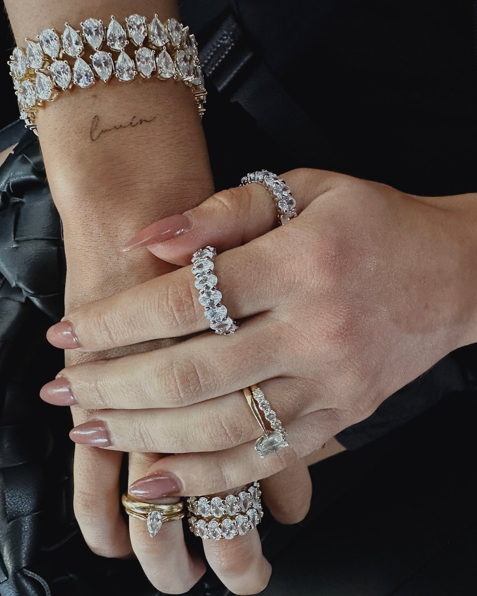 Large Pear Crystal Bracelet - White Gold